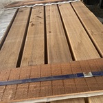 Ca. 56x Thermo Ayous Channelsiding, 18x137mm, lengte 450cm